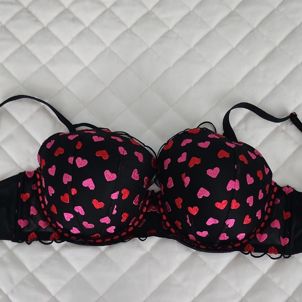 Vs Bra